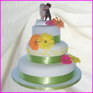 WEDDING CAKE